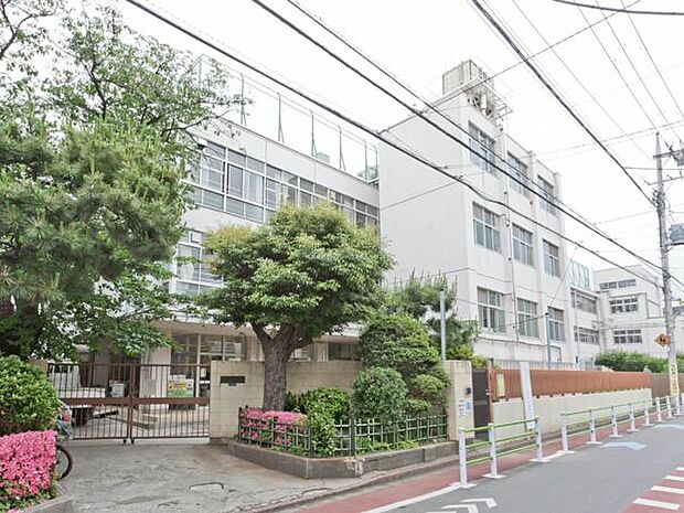 大田区立入新井第二小学校(約395m)