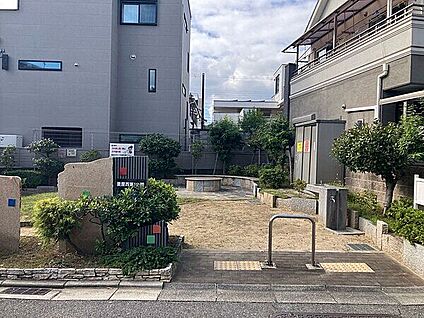菱屋西第１公園 714m