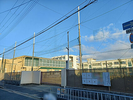 東大阪市立長栄中学校 399m