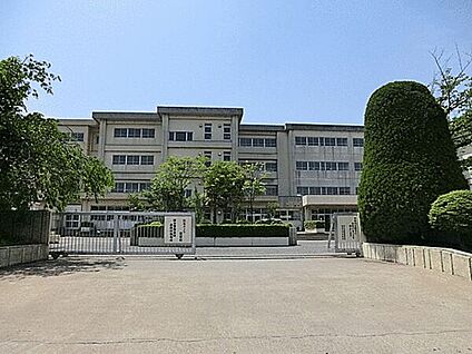 流山市立南流山中学校 2090m