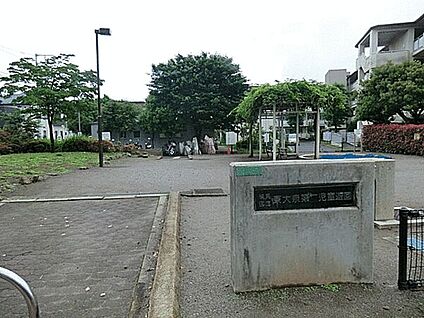 石神井公園 761m
