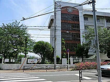 第二ひかり幼稚園 654m