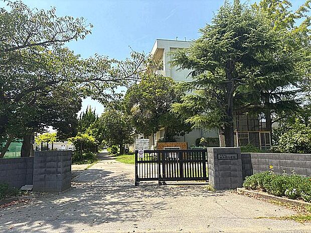 千葉市立生浜西小学校(約2,360m)