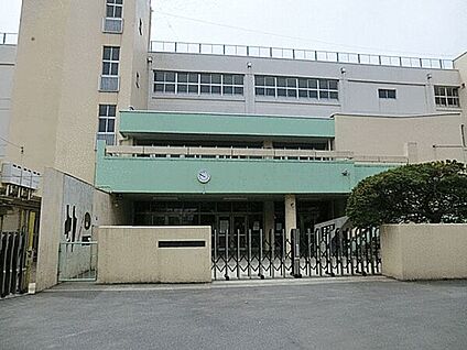 国分寺市立第一小学校 662m
