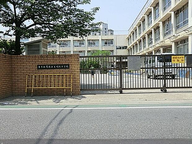 葛飾区立川端小学校(約406m)