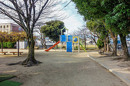 水町公園 551m