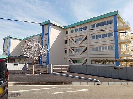 春日井市立鳥居松小学校 1104m