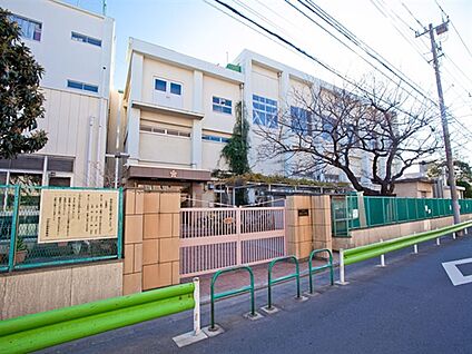 大田区立開桜小学校 376m