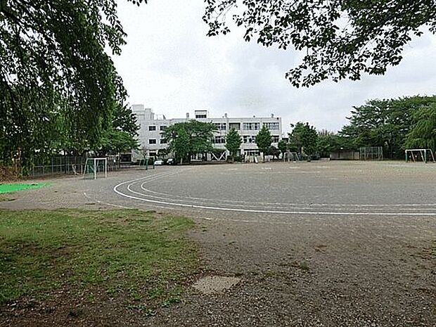 稲城市立稲城第二小学校(約1,220m)