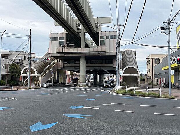 千葉都市モノレール「作草部」駅(約800m)