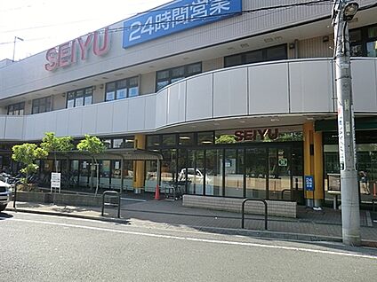 西友北綾瀬店 1065m