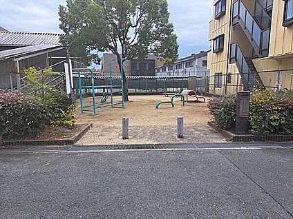 武庫豊町第３子ども広場 1368m