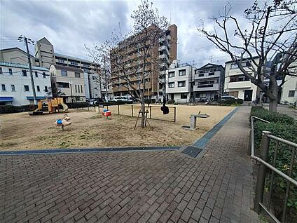 六甲町公園 72m