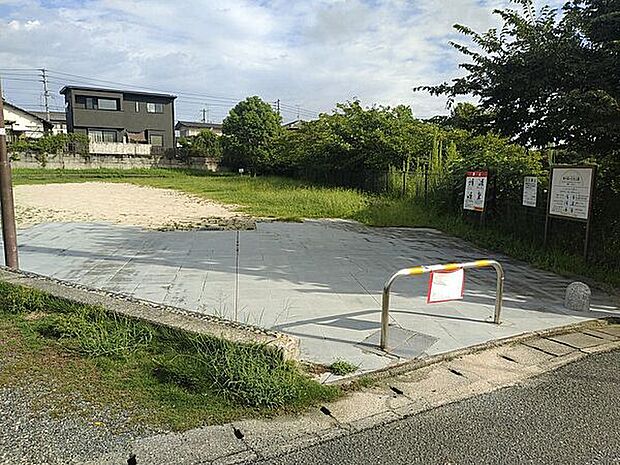 野方萩ヶ丘北公園(約336m)