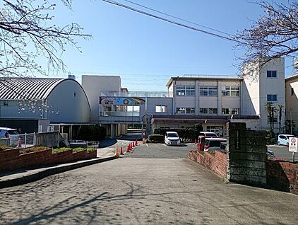 大府市立石ヶ瀬小学校 1130m