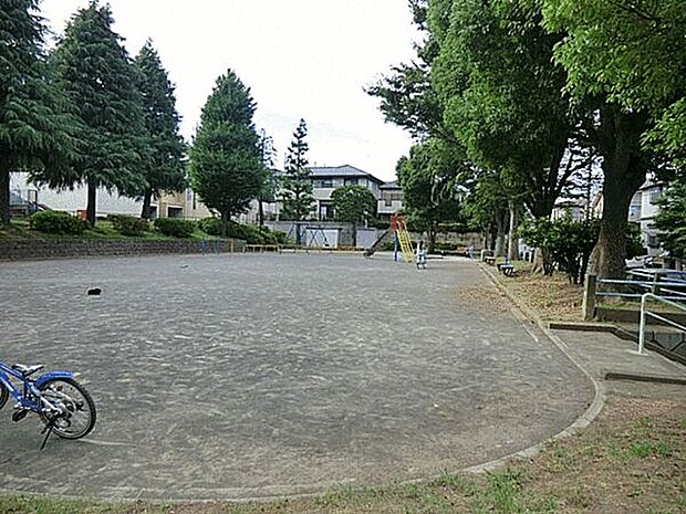 下瀬谷第三公園(約291m)