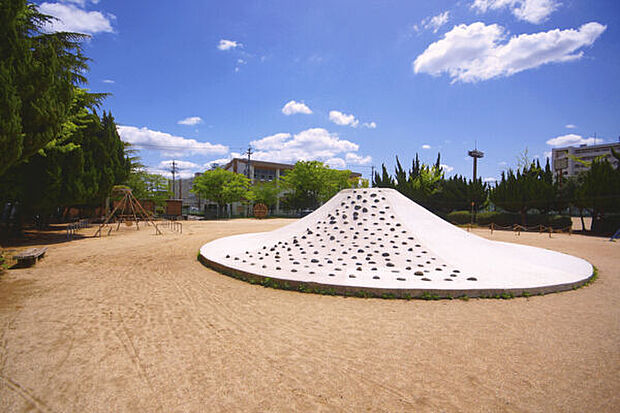 浦里公園（約521m）