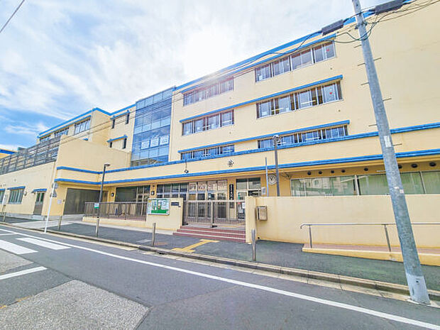 墨田区立文花中学校（約768m）