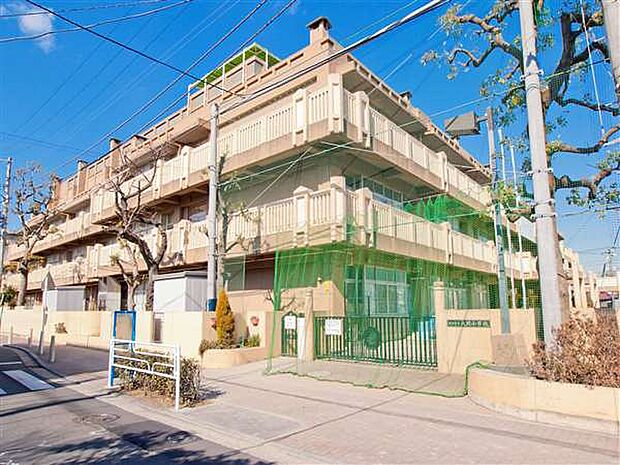 横浜市立大岡小学校（約500m）