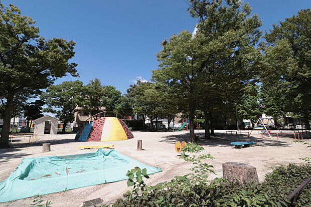 稚児宮公園(約277m)