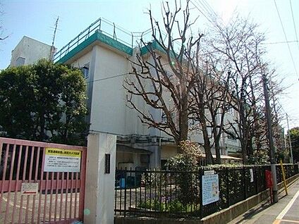 杉並区立杉並第九小学校 360m