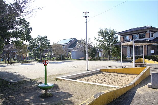 曰佐1号公園(約688m)