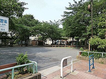 東六郷一丁目公園 752m