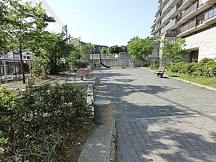谷戸田第二公園 910m