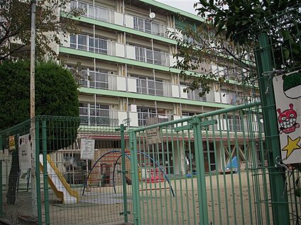 名古屋市名城保育園 731m