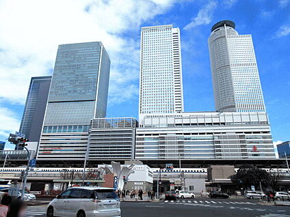 JRセントラルタワーズ 1227m