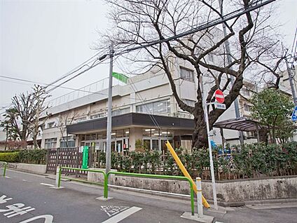 マツモトキヨシ板橋前野町店 536m