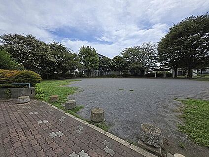 椿森３丁目公園 757m