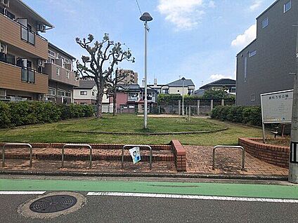 筥松3号公園 905m