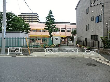 東砂幼稚園 452m