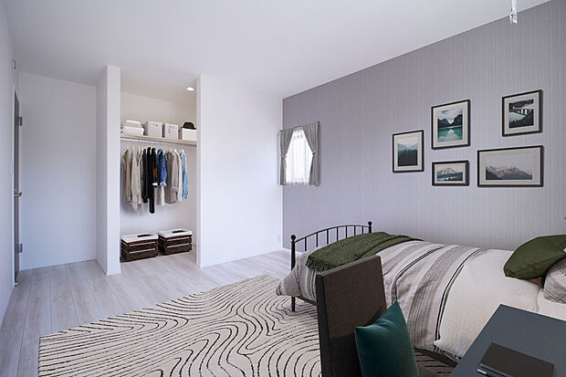 【2階お部屋イメージ】落ち着いたトーンのグレーのクロスが、モダンで洗練された印象を与え、空間に深みと静けさをもたらします。