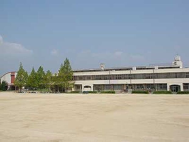 和泉市立光明台南小学校
