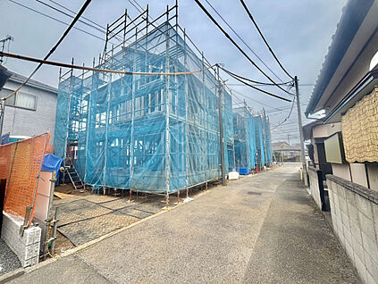 3号棟　前面道路含む現地写真