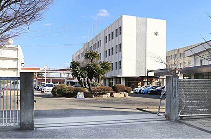 高松市立太田南小学校  約1,150m（6号地）～約1,210m（11号地）(徒歩15分～16分)