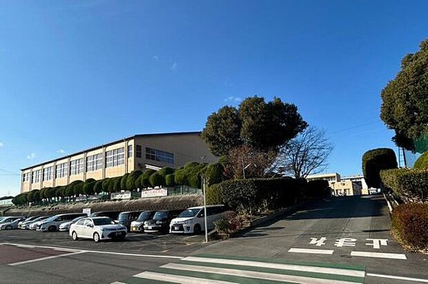 広安小学校（約700m）