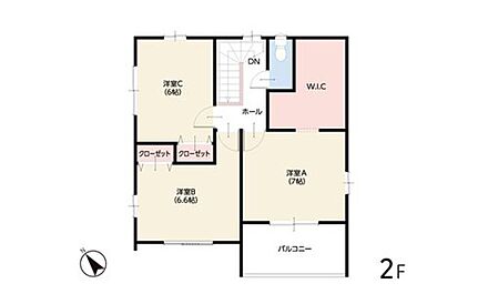 【全室6帖以上＆大型共用W.I.C】 2階ホールから出入りできる大型ウォークインクローゼットは、家族みんなの収納として大活躍。個室は全室6帖以上を確保し、お子様が成長してもゆったり快適に過ごせます。 
