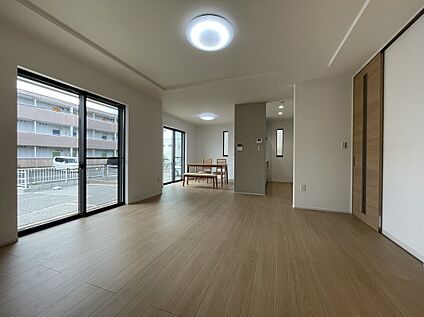 【A棟 LDK】