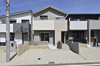 【B-10棟　外観】