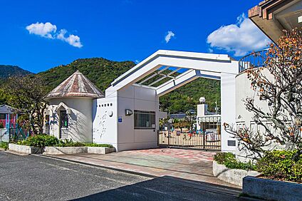 いもせ保育園 759ｍ(徒歩10分)