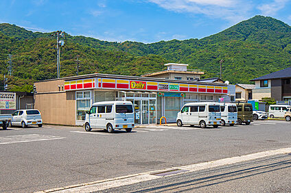 デイリーヤマザキ広島緑井店 268ｍ(徒歩4分)