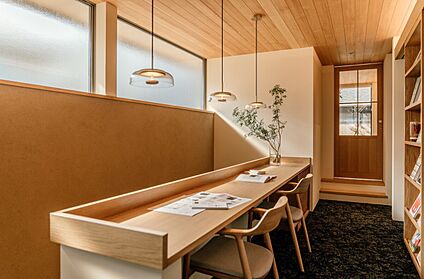 【当社施工事例/図書スペース】