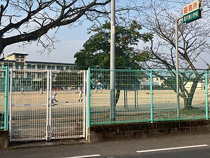 佐賀市立　高木瀬小学校 約1,760m(徒歩約22分)