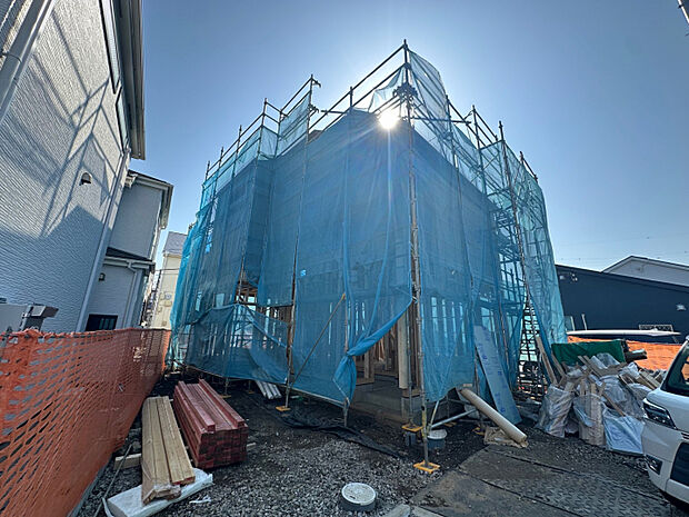 現場写真※3月下旬撮影　現地ご内覧はもちろん、完成物件のご案内も承ります★