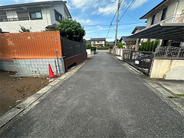 【【現地写真】】「建売らしくない」にこだわった、デザイン性と暮らしやすさを兼ね備えた住まい！