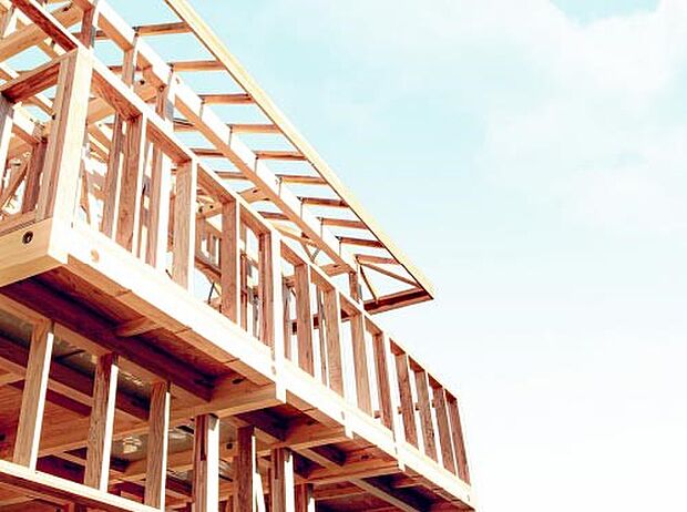 国土交通省が定める厳しい認定基準をすべてクリア。良質な住宅を永く住み継ぐことで環境負荷を低減。また、住宅ローンの控除拡大、税制優遇など、様々なメリットが受けられます。