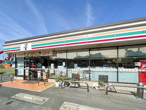 セブンイレブン流山前ケ崎店（約620m）